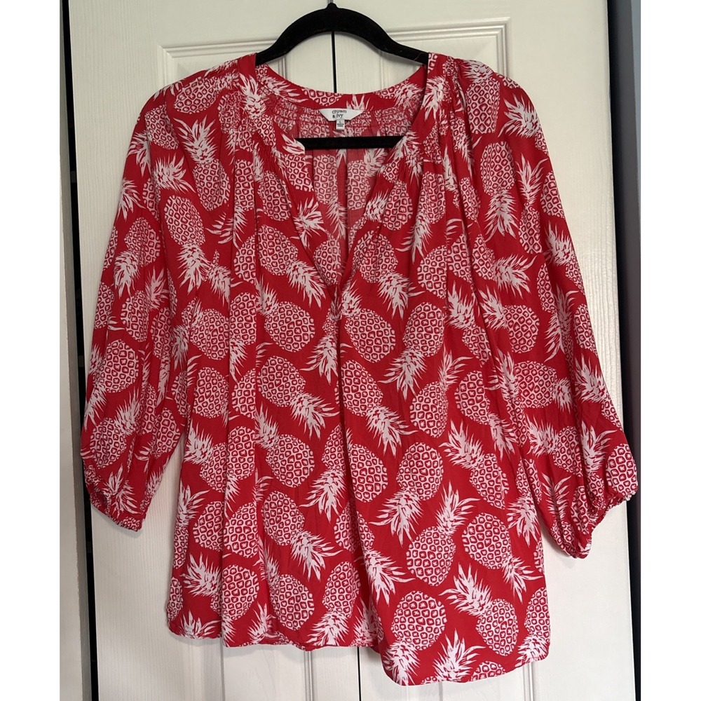 Crown And Ivy Red And White Pineapple Shirt Women's Size Large
